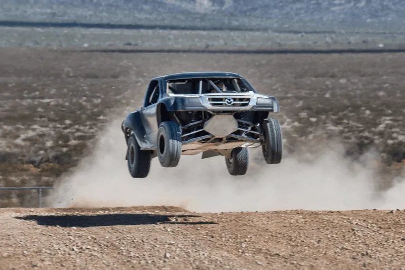 AAMP Agency - off road truck 45b227636378a679eaeb63a03483d127 800 1920w